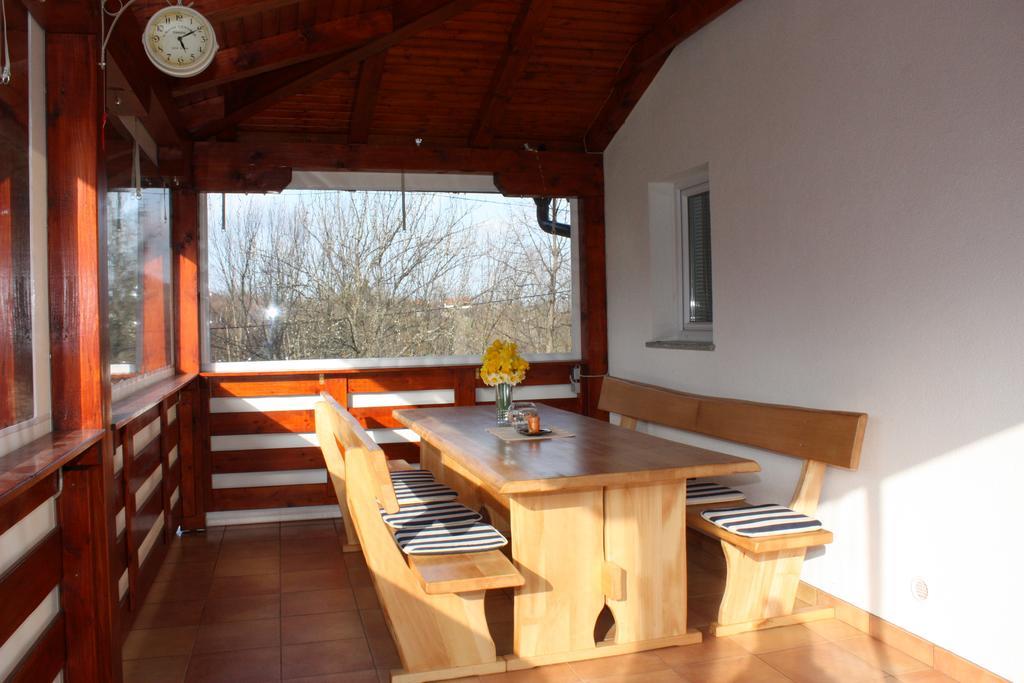 D.I.M. Holiday House Селиште-Дрежничко Экстерьер фото