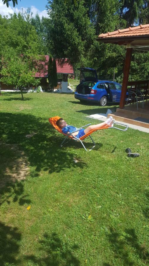 D.I.M. Holiday House Селиште-Дрежничко Экстерьер фото