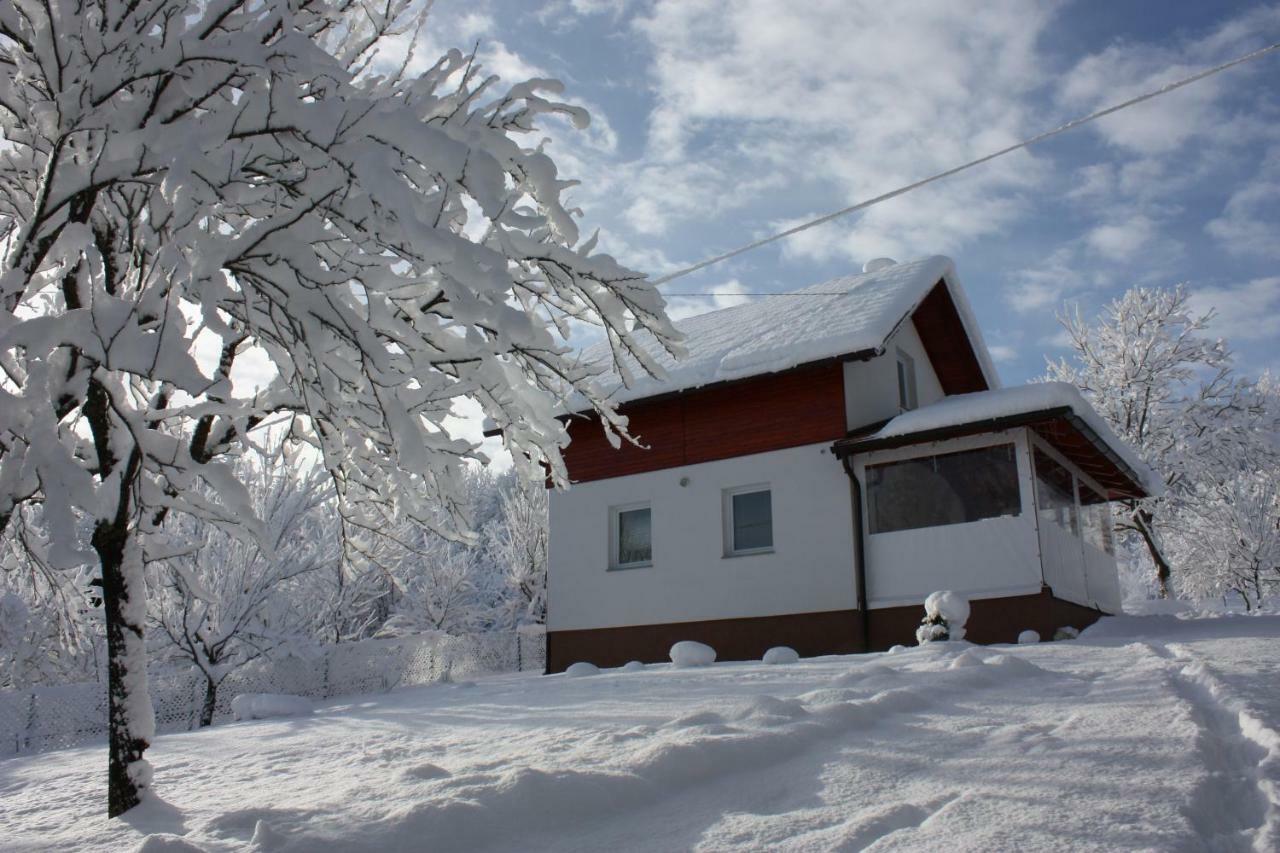 D.I.M. Holiday House Селиште-Дрежничко Экстерьер фото