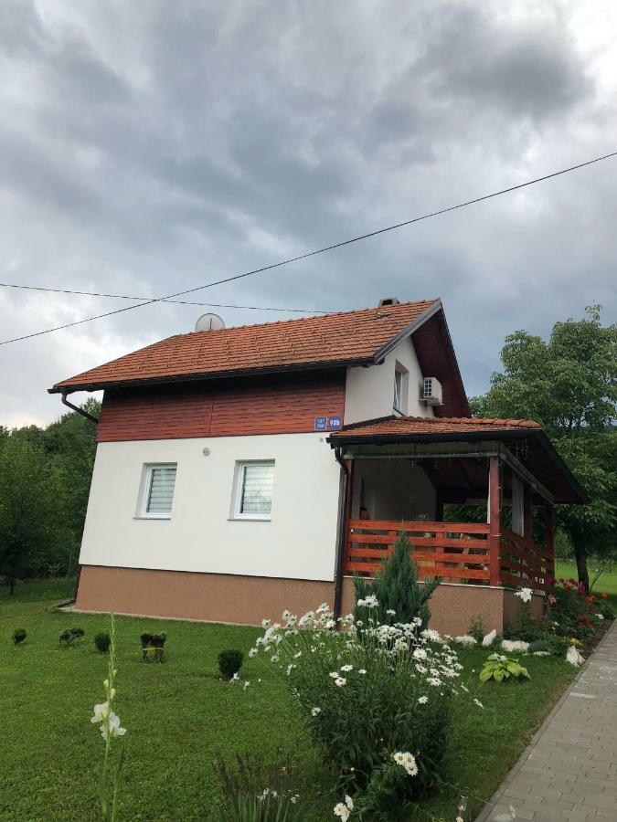 D.I.M. Holiday House Селиште-Дрежничко Экстерьер фото