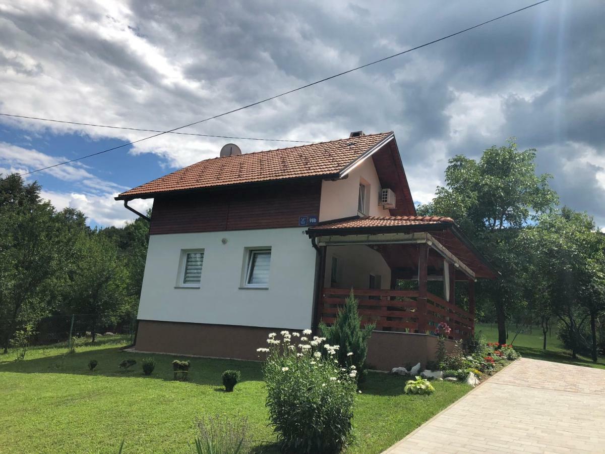 D.I.M. Holiday House Селиште-Дрежничко Экстерьер фото